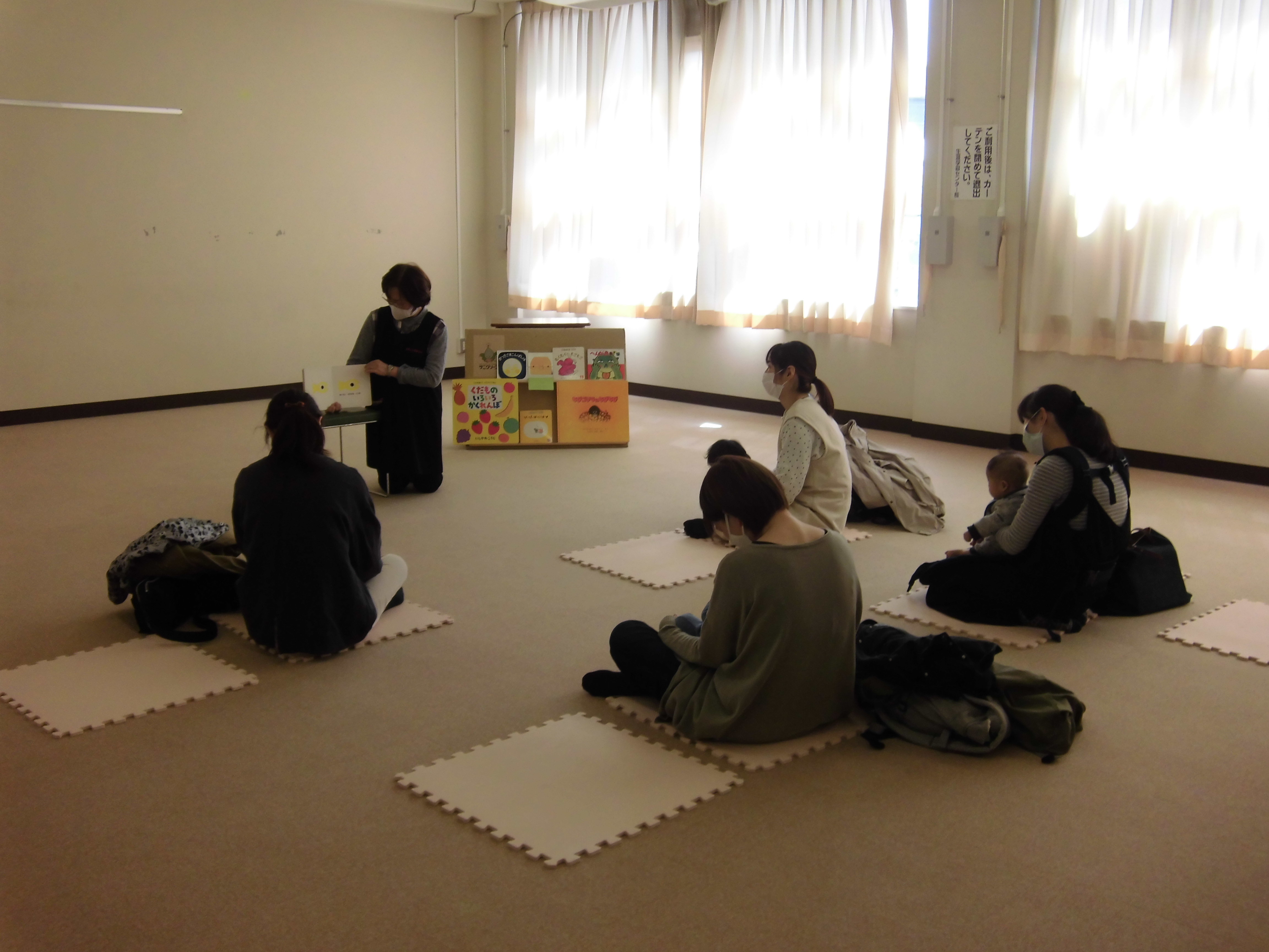 図書館でまってるよ!
