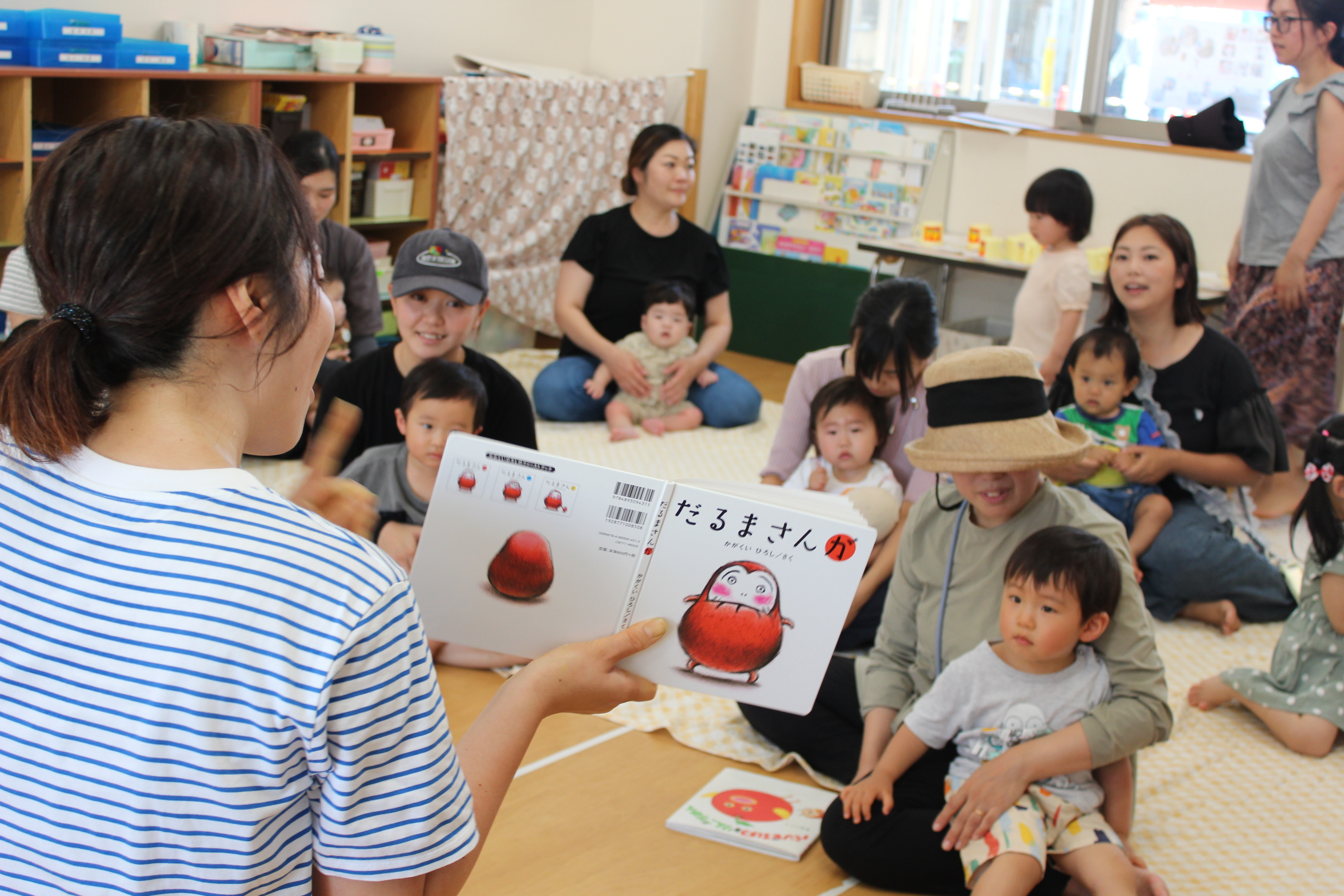 読み聞かせタイム